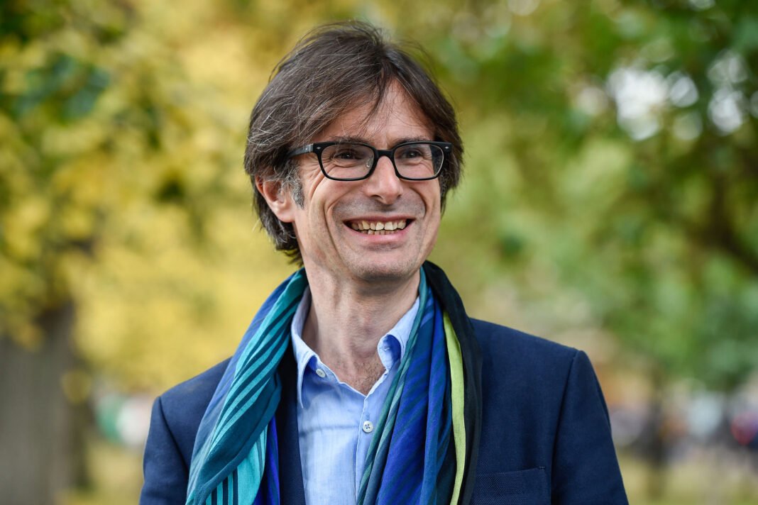 Why Is Robert Peston Not On TV Tonight